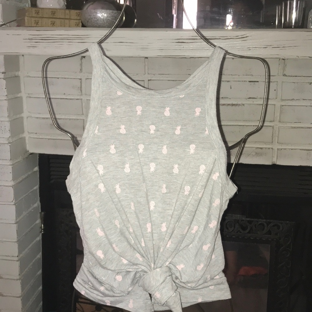 🚨Pineapple tank top
